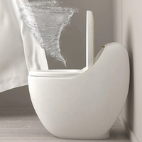 Vente en gros de luxe ligne dorée cuvette de salle de bain une pièce toilette en céramique placard à eau en porcelaine couleur or noir toilette en forme d'oeuf