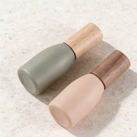 Flacon roll-on rechargeable de 10 ml, 20 ml, 30 ml avec bouchon en bambou pour une application fluide - Flacon roll-on pour huile essentielle