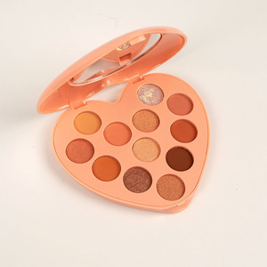a prueba de manchas brillante en forma de corazón de sombra de ojos mate suave brillo <span class=keywords><strong>paleta</strong></span> de larga duración de maquillaje - Product Image 1