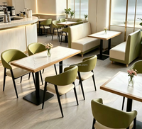 Tables basses en bois massif de style moderne et chaises de café de style nordique pour ensembles de meubles de restaurant