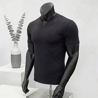 T-shirt blanc col en V pour homme, manches courtes, coupe ajustée, en coton tricoté 220g, uni, anti-plis, pour la gym, l'entraînement et les tenues décontractées