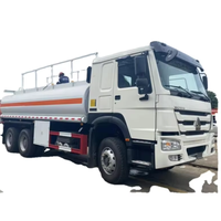 Camion-citerne Sinotruk Howo 6x4, camion-citerne à huile lourde, camion-citerne de transport de carburant diesel et d'essence pour station de distribution de carburant