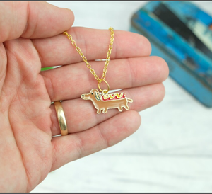 Collier de chien saucisse délicate dans un collier Doxie de chien de teckel chaud Weiner en gros de bijoux de haute qualité faits à la main - Product Image 6