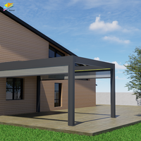 Pergola à lames orientables motorisée en aluminium avec éclairage et stores pour toit et mur