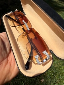 Best Quality Luxury Crystal Moissanite Diamond Sunglasses UV400 Eye Protection <b>Eyewear</b> for Men and Women Available for Sale - Product Image 5