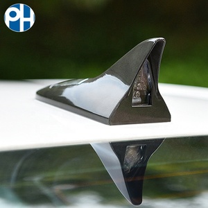 Antenne de voiture à énergie solaire dans le style d'aileron de requin avec feu arrière flash d'avertissement de 8 LED Nouveau produit - Product Image 1