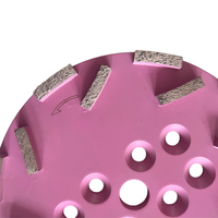 Disque de meulage diamanté agressif de 10 pouces à 16 segments pour préparation de surfaces en béton dur, disque de meuleuse universel multi-trous
