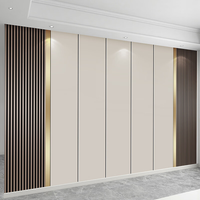 Panneau mural SPC à l'aspect marbre ignifuge et résistant à l'humidité, panneaux muraux intégrés en PVC pour la décoration de la maison