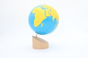 Giocattoli per bambini educativi in legno Montessori per bambini Globe-continenti e acqua - Product Image 2