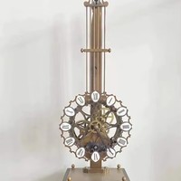 Horloge mécanique à pendule à bascule de style français, mystère, à l'envers, en bronze antique, squelette, avec base en marbre noir