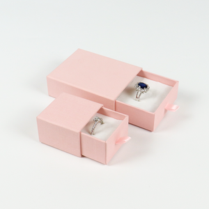 Caja de Regalo de Joyería Ecológica de Cartón Rígido Hecha a Mano con Cajón Deslizable para Anillos - Product Image 3