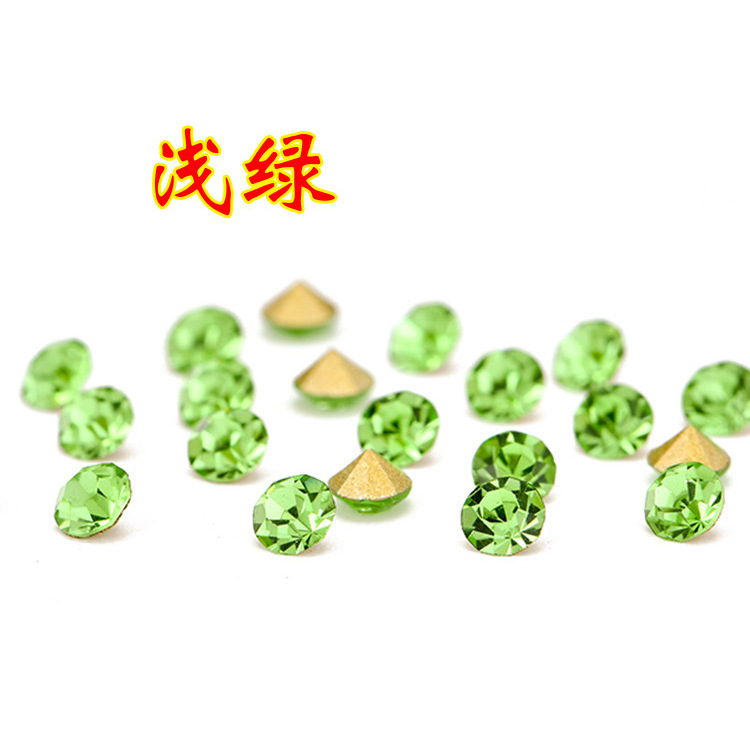 Strass fond pointu en verre vert clair