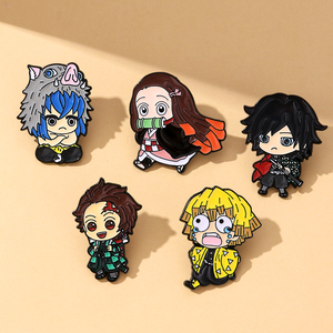 เข็มกลัดอะนิเมะ YINI ตัวละครน่ารัก ทำจากโลหะผสมสังกะสีเคลือบอีพ็อกซี่ งานฝีมือคุณภาพสูง ทนทาน สีสันสดใส เหมาะสำหรับนักสะสมและแฟนคลับ - Product Image 1