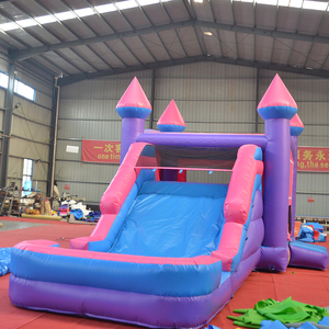 Château gonflable pour enfants avec tissu résistant aux intempéries pour s'amuser en plein air lors de fêtes d'anniversaire dans le jardin et pour des moments de plaisir en famille - Product Image 1