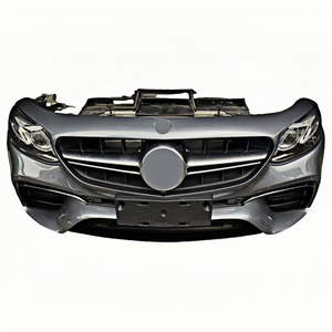 Accesorio de plástico para parachoques delantero Mercedes <span class=keywords><strong>W213</strong></span> E63 AMG usado con recortes de luz antiniebla para montaje Clase <span class=keywords><strong>E</strong></span> W213AMG - Product Image 1