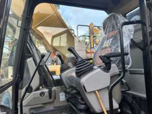 รถขุด CAT Caterpillar 320E มือสอง สภาพเหมือนใหม่ เครื่องยนต์ดีเยี่ยม รถขุด CAT Caterpillar 320E ของแท้จากญี่ปุ่น - Product Image 5