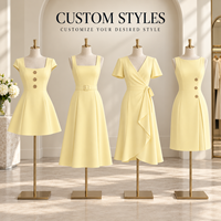 Mini-robe personnalisée pour femme en crêpe, coupe ajustée, col carré, boutons décoratifs, sans manches, coupe trapèze, décontractée
