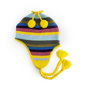 หมวกไหมพรมปอมปอมปอมคู่สำหรับเด็กมีลวดลายหลากสีหมวกฤดูหนาวถักแบบมีที่ปิดหูสำหรับเด็กผู้หญิงหรูหรา - Product Image 1