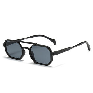 <span class=keywords><strong>Gafas</strong></span> de Sol de diseñador de marca clásica de Venta caliente para hombres y mujeres, bisagras de resorte de aviación <span class=keywords><strong>baratas</strong></span>, <span class=keywords><strong>gafas</strong></span> de sol con logotipo personalizado - Product Image 5