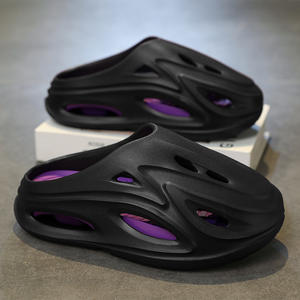 Pantoufles EVA légères personnalisables fond épais muet chaussures <span class=keywords><strong>mules</strong></span> souples bout fermé sandales de plage d'été sabots confortables - Product Image 3