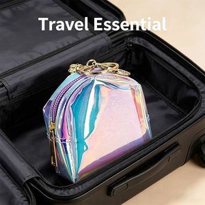 Sac cosmétique matelassé en cuir PVC souple à grande capacité pour femme, avec fermeture éclair hexagonale, poignée souple et rayures, durable - Product Image 6