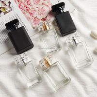 Bouteille en verre de parfum pour homme, vide, rectangulaire, 50 ml, avec logo personnalisé, pulvérisateur à pompe, opercule, pour diffuseur à bâtonnets