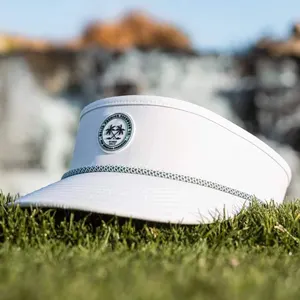 Cappelli con visiera con logo personalizzato unisex leggero prestazioni Snapback cappello impermeabile visiera parasole cappello visiera da golf con toppa in gomma PVC
