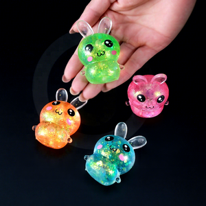 Giocattoli Antistress a Forma di Coniglio in Maltosio, Morbidi Animali Squeezable in TPR per Bambini - Product Image 1