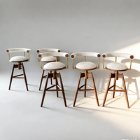 Chaises de bar nordiques / Chaises de comptoir avec dossier incurvé, tabourets de luxe, couleur de cuir personnalisée, chaises de bar en bois