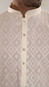Compre una Kurta de Diseño Royal Cream, Prenda Étnica Elegante, Perfecta para Ocasiones Festivas, Tradicionales y Especiales - Product Image 6