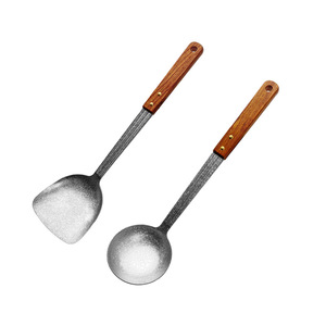 Juego de espátula y cuchara de titanio puro con mango de madera, utensilios de cocina resistentes al calor para cocinar sopa y revolver - Product Image 5