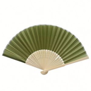 Abanico de mano plegable de bambú ecológico con diseño de hueso hueco y seda, personalizado, multicolor, tallado, para bodas, invitados, promoción y deportes - Product Image 2