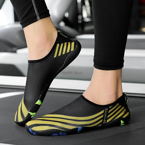 <span class=keywords><strong>Chaussures</strong></span> de marche et fitness d'extérieur à séchage rapide et résistantes aux coupures pour hommes femmes pour la plongée Wading Tracing Semelle souple <span class=keywords><strong>Pied</strong></span> <span class=keywords><strong>nu</strong></span> <span class=keywords><strong>Chaussures</strong></span> adaptées à la peau - Product Image 6