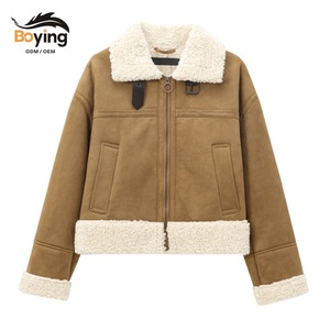 Nuovo <span class=keywords><strong>cappotto</strong></span> alla moda da <span class=keywords><strong>donna</strong></span> <span class=keywords><strong>in</strong></span> <span class=keywords><strong>pelliccia</strong></span> sintetica reversibile corta <span class=keywords><strong>con</strong></span> cerniera tinta intrecciata: capispalla retrò Eco-Friendly ODM/OEM - Product Image 4