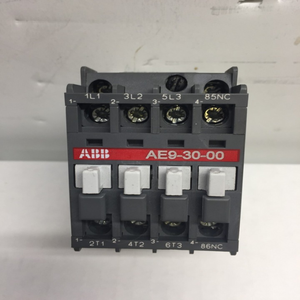 Yepyeni PLC AE9-30-00 <span class=keywords><strong>3</strong></span> FAZLI 24 VOLT DC BOBİN (X-T) Endüstriyel Otomasyon Ürünü * Stokta Mevcut - Product Image 1