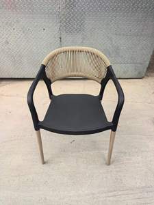 Chaises <span class=keywords><strong>de</strong></span> salle à manger en plastique style victorien avec <span class=keywords><strong>cordon</strong></span> tressé amovible, lot <span class=keywords><strong>de</strong></span> 4, pour maison, bureau, hôtel, entrepôt, parc - Product Image 3