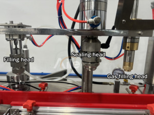 2025 Recem-chegados Semiautomática 4 em 1 Máquina De Pulverização De Aerossol Máquina De Enchimento De Aerossol para Tinta <span class=keywords><strong>Spray</strong></span> De Neve - Product Image 5