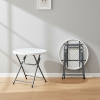 Table ronde pliable légère fabriquée en Chine pour hôtel, mariage, usage extérieur - Table de camping en plastique avec chaises