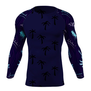 Trova la Tua Avventura Costiera con la Protezione Rash Guard UPF 50+ - Product Image 2