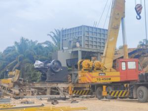 Concasseur à mâchoires mobile à moteur AC avec générateur pour carrière et exploitation minière PEC106 - Offre Spéciale - Product Image 3