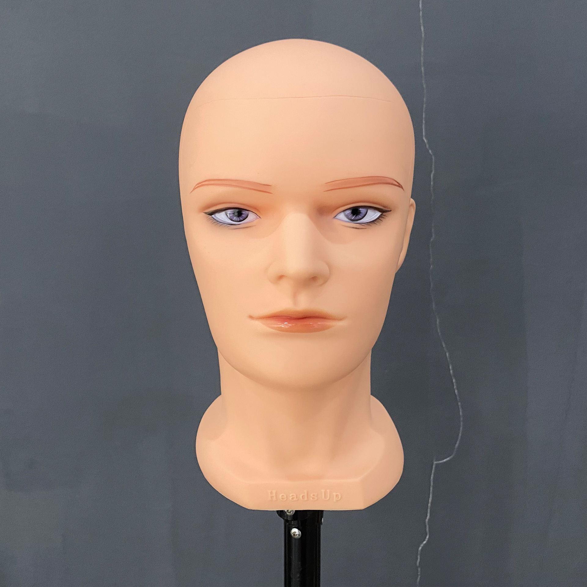 Tête d'homme HL - 04 (yeux violets)
