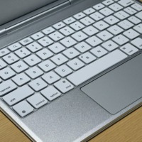 Keyboard Ajaib Multi-Touch Baru yang Stabil untuk iPad Pro M4/M5 11-13 inci, 6 Baris Tombol, Konektor Pintar, Aluminium Alloy, Touchpad dengan Lampu Latar 7-RGB