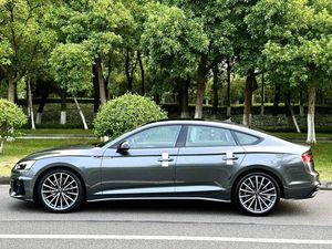 รถยนต์<span class=keywords><strong>มือ</strong></span><span class=keywords><strong>สอง</strong></span> <span class=keywords><strong>Audi</strong></span> <span class=keywords><strong>A5</strong></span> ปี 2025 เครื่องยนต์เบนซิน 2.0T เกียร์อัตโนมัติ แบบซีดาน พวงมาลัยซ้าย สำหรับส่งออก - Product Image 2