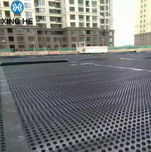 Planche de drainage <span class=keywords><strong>en</strong></span> plastique haute durabilité pour les chemins de fer et les autoroutes, fabriquée avec du fil de polyester, protège le <span class=keywords><strong>gazon</strong></span> - Product Image 3