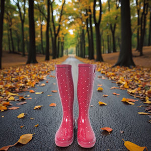 महिलाओं के लिए घुटने के डॉट्स वाइड बूट हाई बूट्स रबर वर्षा जूते - Product Image 4