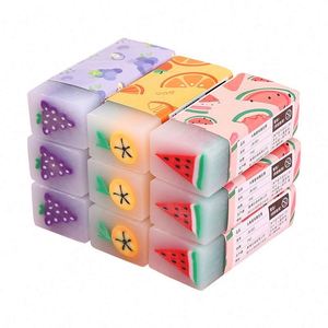 Ensemble de gommes fantaisie Kawaii en PVC avec logo personnalisé, motif fruits mignons, promotionnel, compatible OEM pour fournitures scolaires - Product Image 1