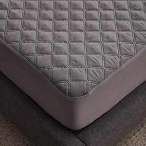 Protecteur de matelas imperméable matelassé à ultrasons King Size en mousse à mémoire de forme pour utilisation à l'hôpital Protecteur de tapis de lit - Product Image 5