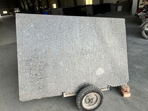 Bloque de granito negro flameado R, suministro de fábrica al por mayor, superficie de azulejo pulido para decoraciones de encimeras de pisos modernos - Product Image 3