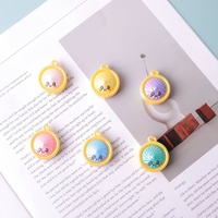 Porte-clés créatif en forme de dumpling, mignon, en PVC irisé, breloque alimentaire, pendentif de sac de dessin animé, accessoires pour cadeaux et faveurs de fête d'anniversaire