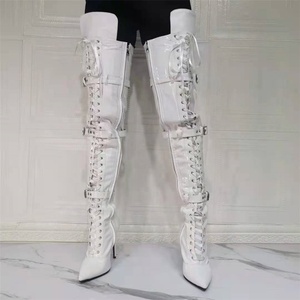 Bottes longues à boucles de style punk pour femmes, grande taille EU 47, bottes à lacets au-dessus du genou, bottes à talons hauts pour femmes aux pieds larges - Product Image 2